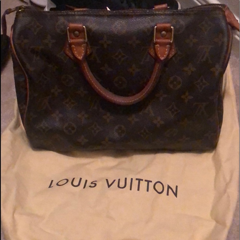 Louis Vuttion speedy 30